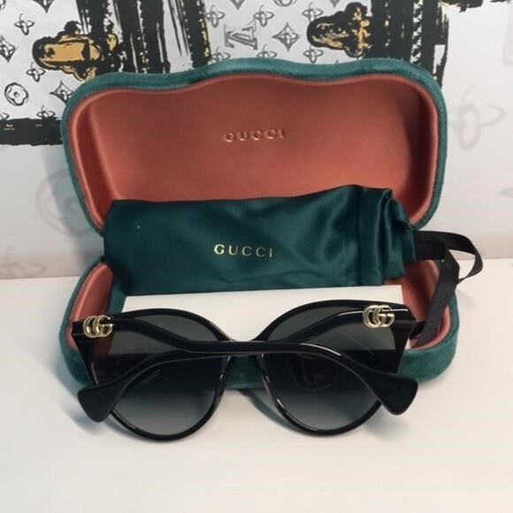 New Authentic Gucci Black Cat-Eye Sunglasses GG1011s 001 - Picture 5 of 13